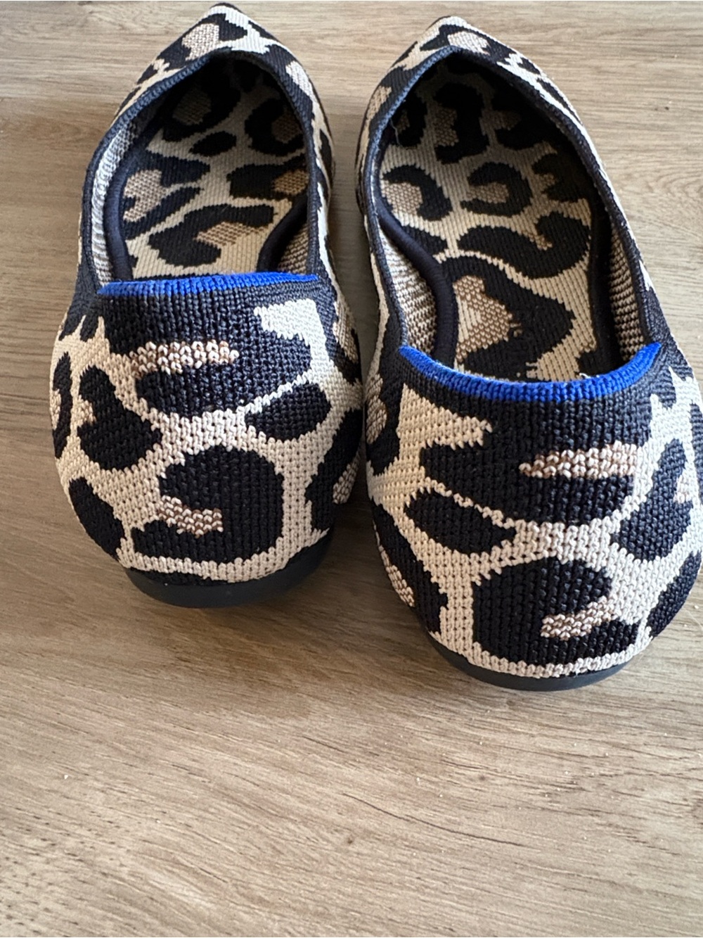 EUC Rothy’s flats- Size 9 - Picture 4 of 6